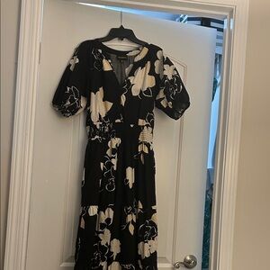 Black and White/cream Floral Dress
